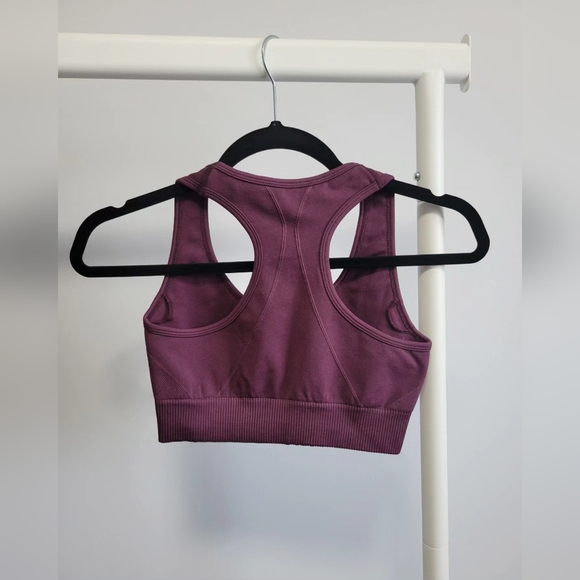 Sports bra - Picture 2 of 2